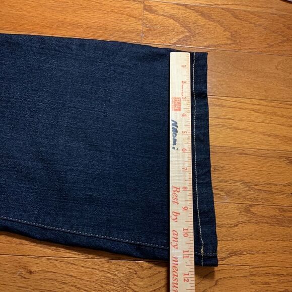 Essentials Size 26/28W elastic waist pull on dark denim jeans stretchy NWT - Picture 6 of 9